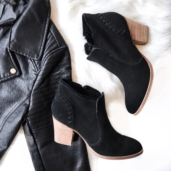 Marc Fisher Shoes - Marc Fisher ‘Cadis’ Block Heel Ankle Booties